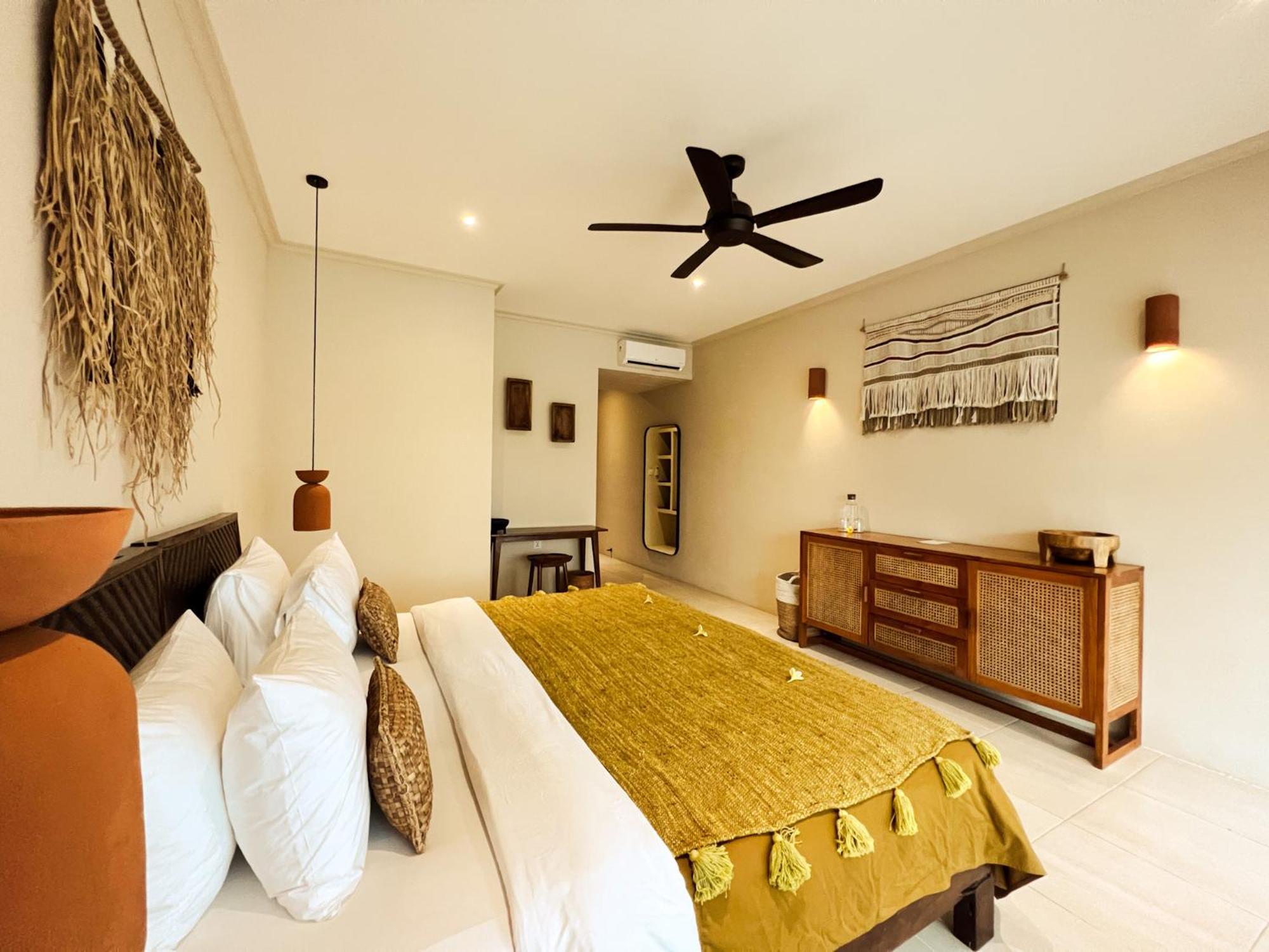 Rascals Hotel - Adults Only Kuta  الغرفة الصورة